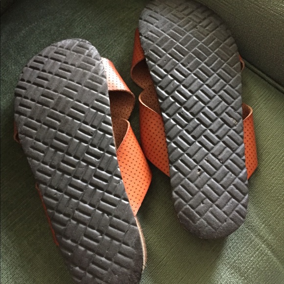 AE Women’s Size 9 Sandals - Picture 3 of 4